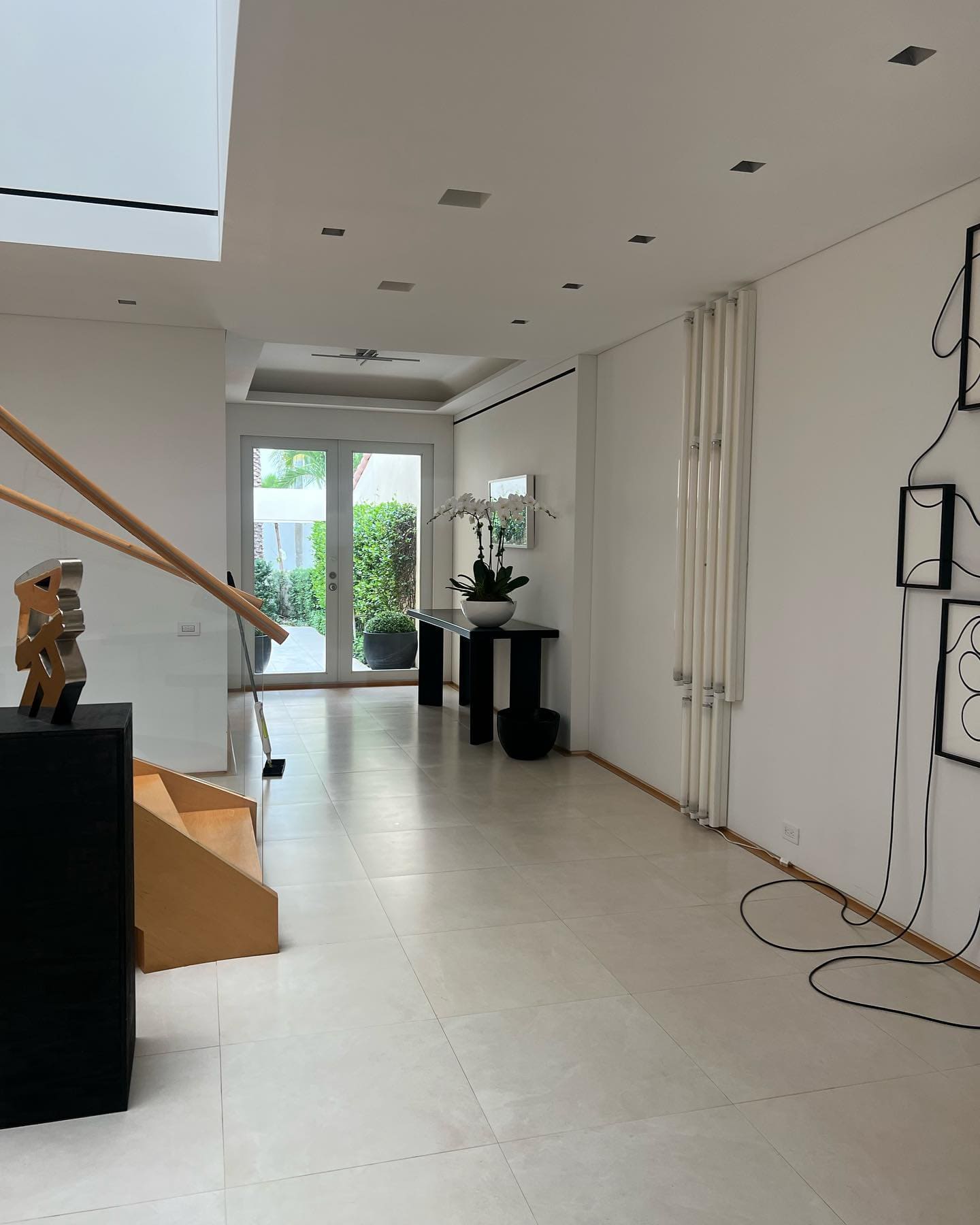 placeholder image-sq